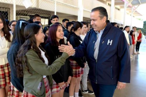 Anuncia Toño Astiazarán que superarán los 150 mil usuarios de internet gratuito en Hermosillo